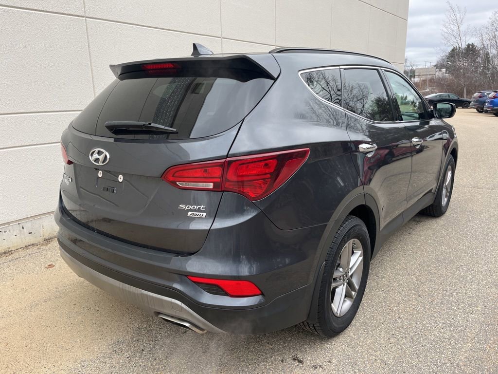 Used 2017 Hyundai Santa Fe Sport image 6