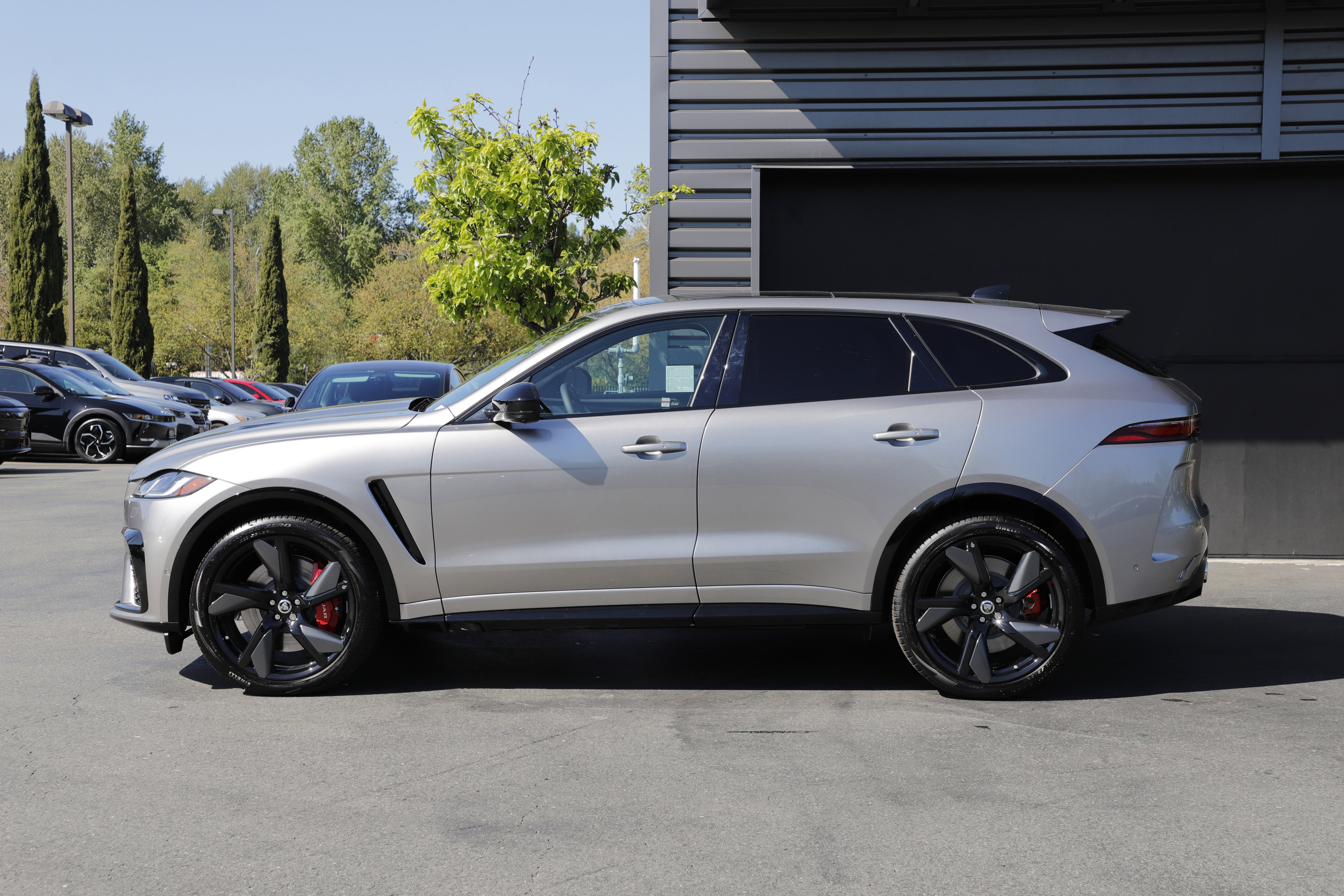 New 2026 Jaguar F-PACE SVR AWD/4WD image 5