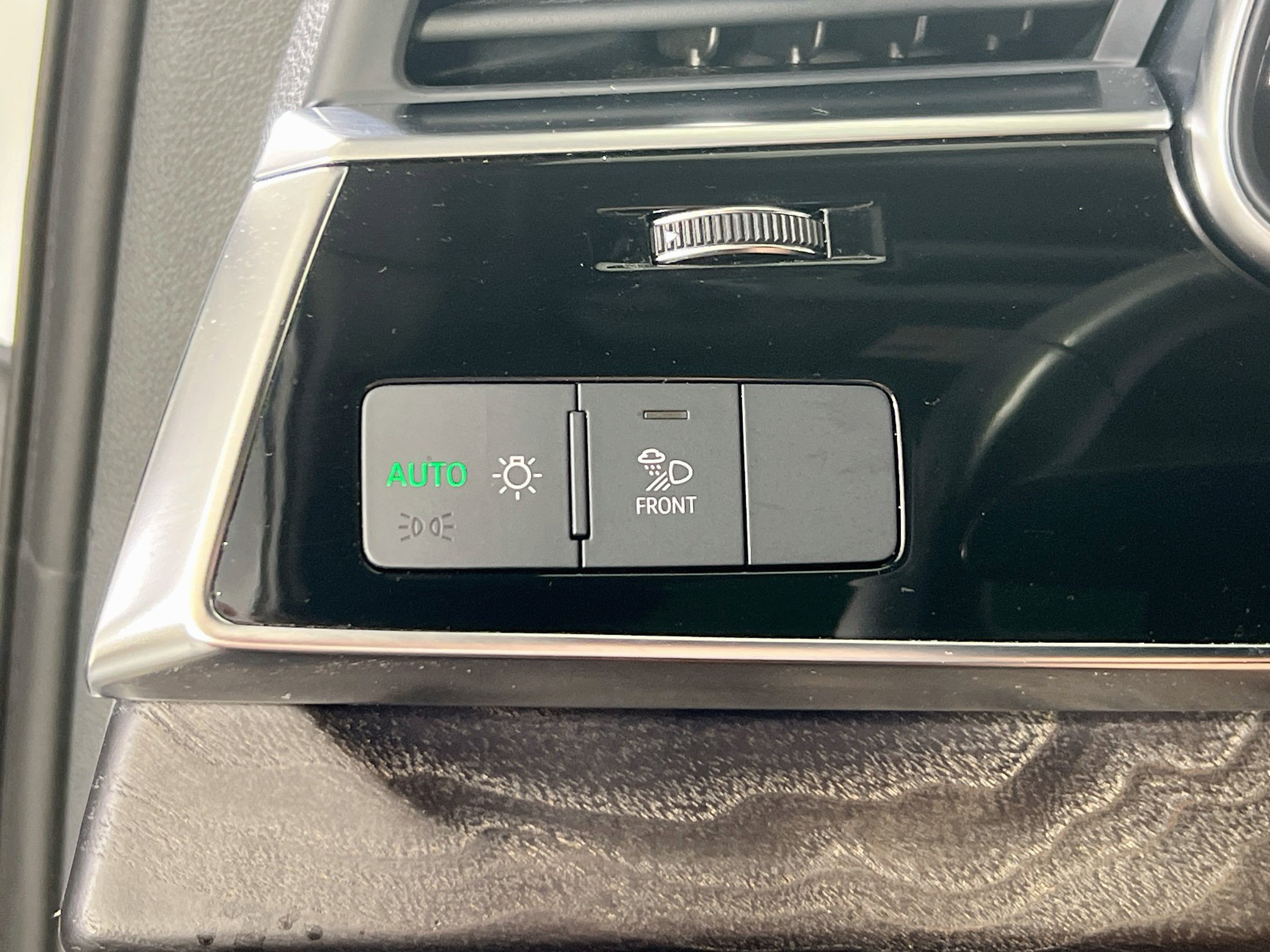 Used 2021 Audi Q7 3.0T Premium AWD/4WD image 10