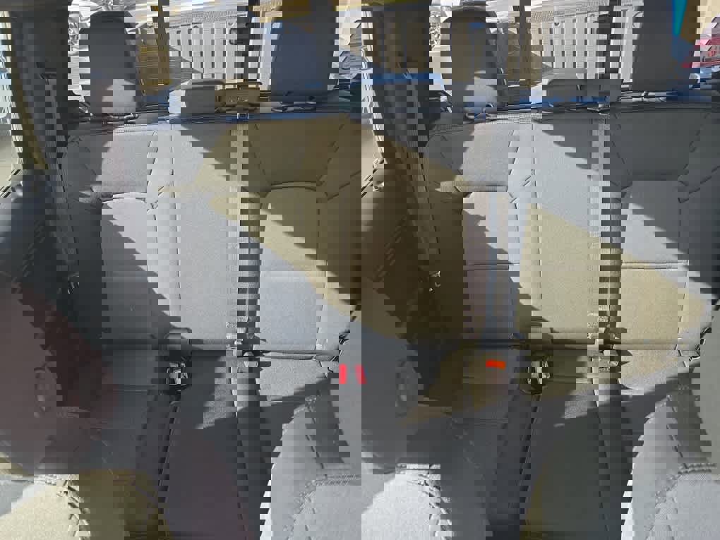 Used 2024 Chevrolet Colorado W/T w/ Safety Package image 17