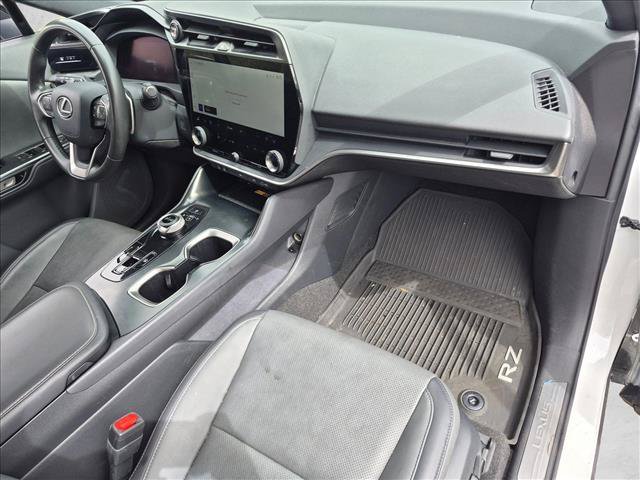 Used 2023 Lexus RZ 450e Premium w/ Technology Package AWD/4WD image 18