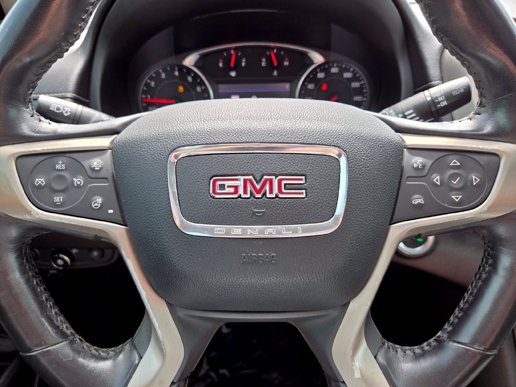 Used 2019 GMC Terrain Denali w/ Advanced Safety Package FWD image 29