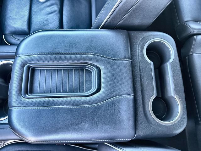 Used 2024 Chevrolet Suburban Premier image 24