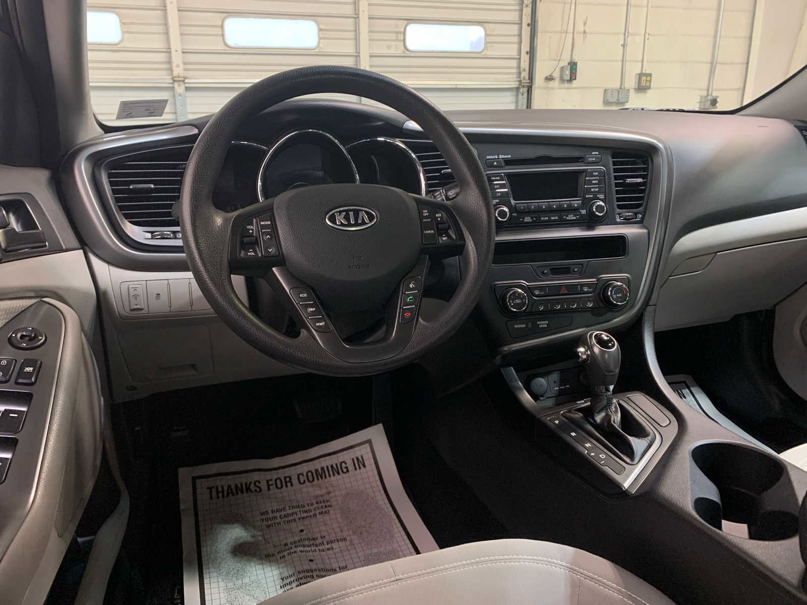 Used 2011 Kia Optima LX image 4