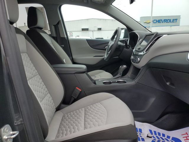 Used 2021 Chevrolet Equinox LS w/ LPO, Blackout Package AWD/4WD image 26