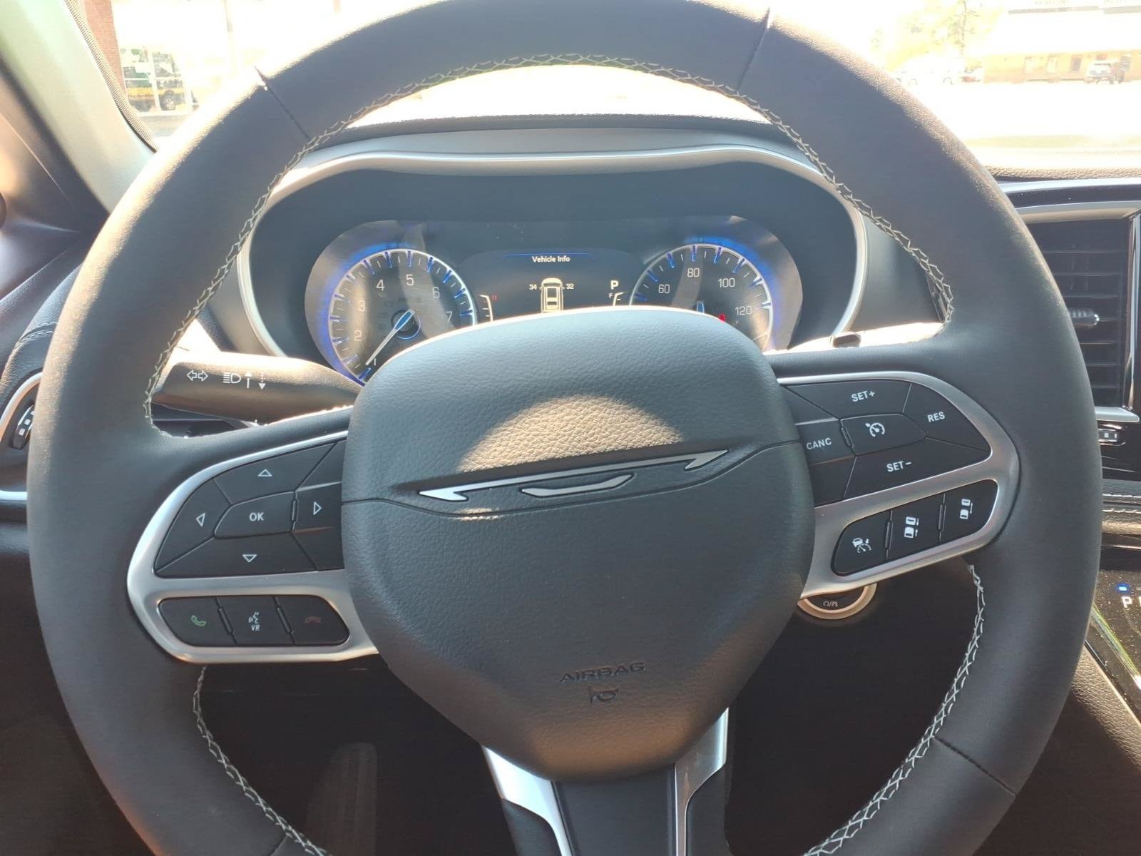 New 2027 Chrysler Pacifica Select FWD image 21
