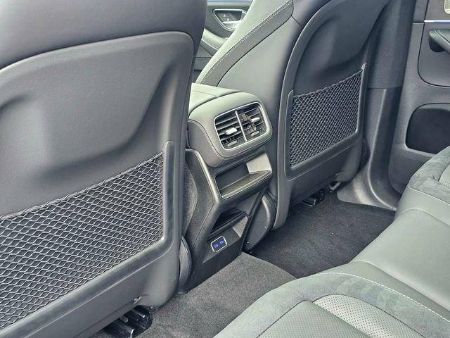 New 2026 Mercedes-Benz GLE 53 AMG 4MATIC Coupe image 24