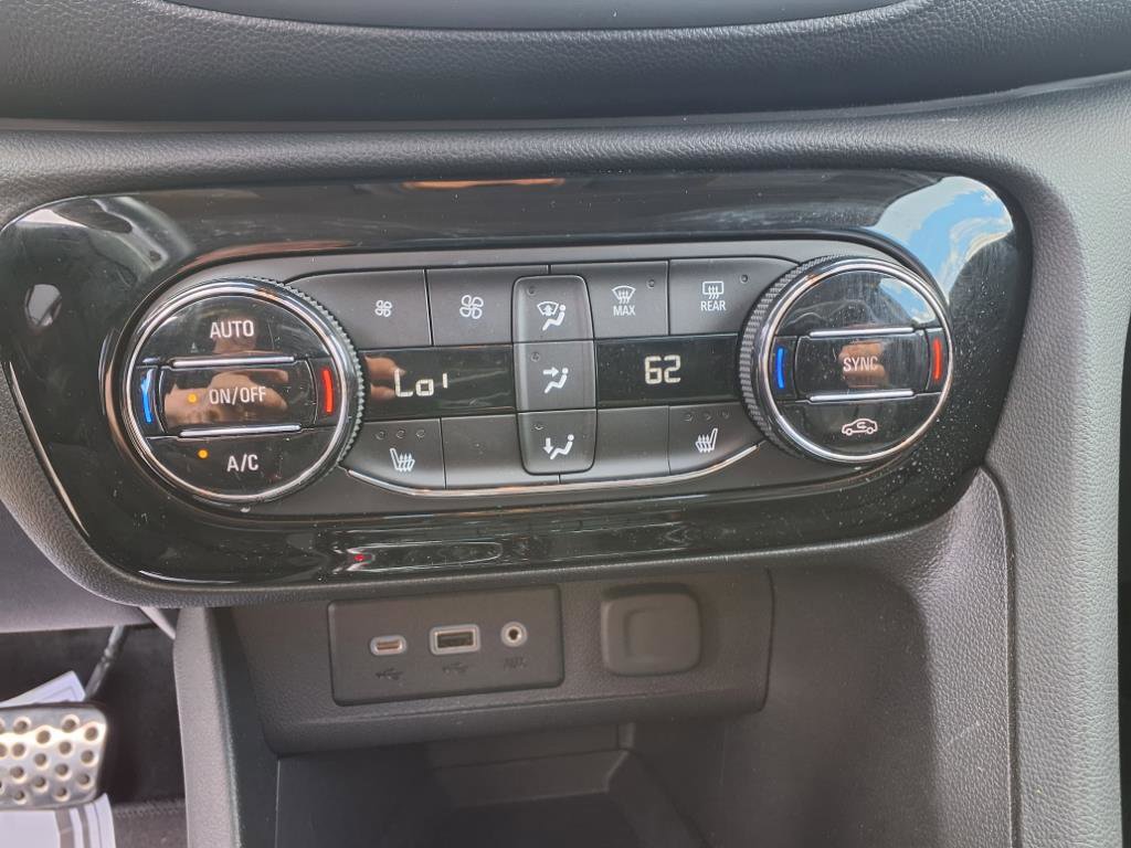 Certified 2023 Buick Encore GX Select w/ Sport Touring Package image 32