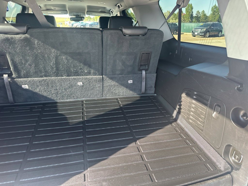 Used 2019 Chevrolet Suburban LT AWD/4WD image 25