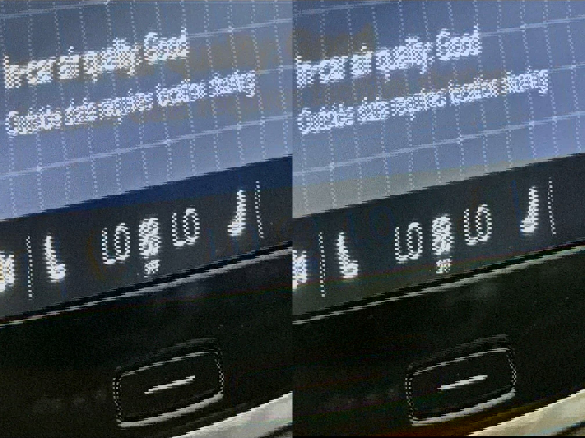 Used 2025 Volvo XC90 B5 Core image 4