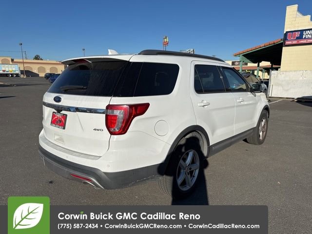 Used 2017 Ford Explorer XLT w/ Equipment Group 202A image 6
