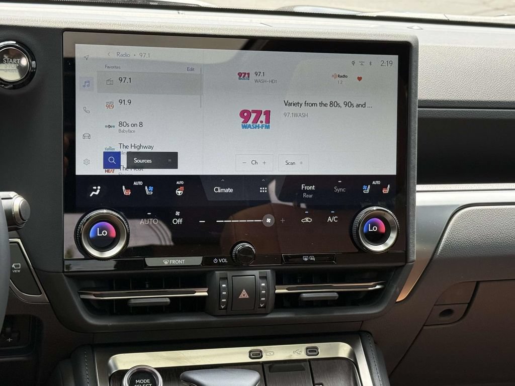 Used 2025 Lexus GX 550 w/ Accessory Package (Z1) AWD/4WD image 10