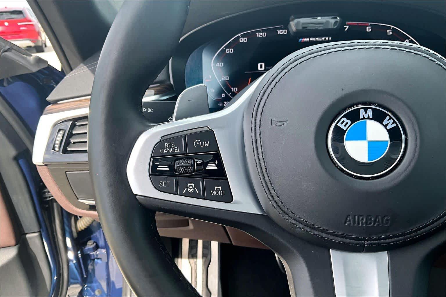 Used 2021 BMW M550i xDrive w/ Executive Package AWD/4WD image 20