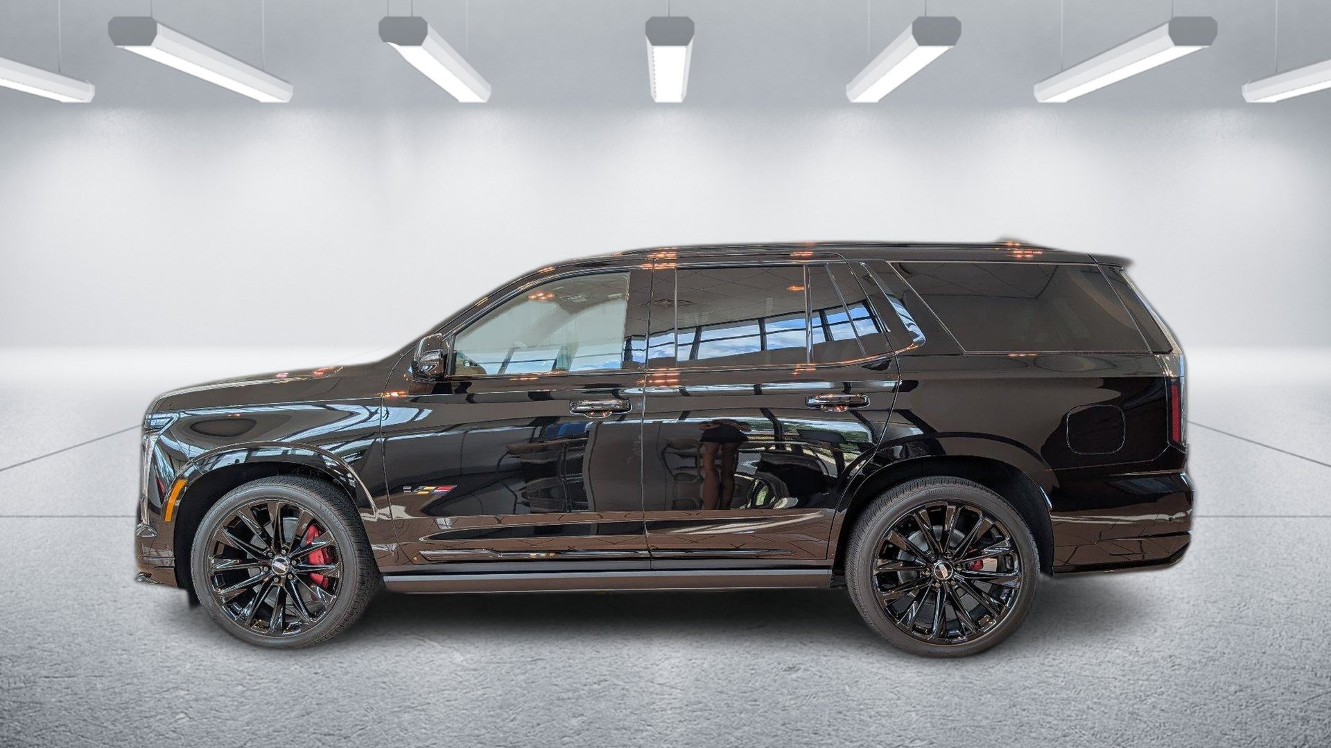 New 2026 Cadillac Escalade V w/ LPO, ONYX Package AWD/4WD image 2