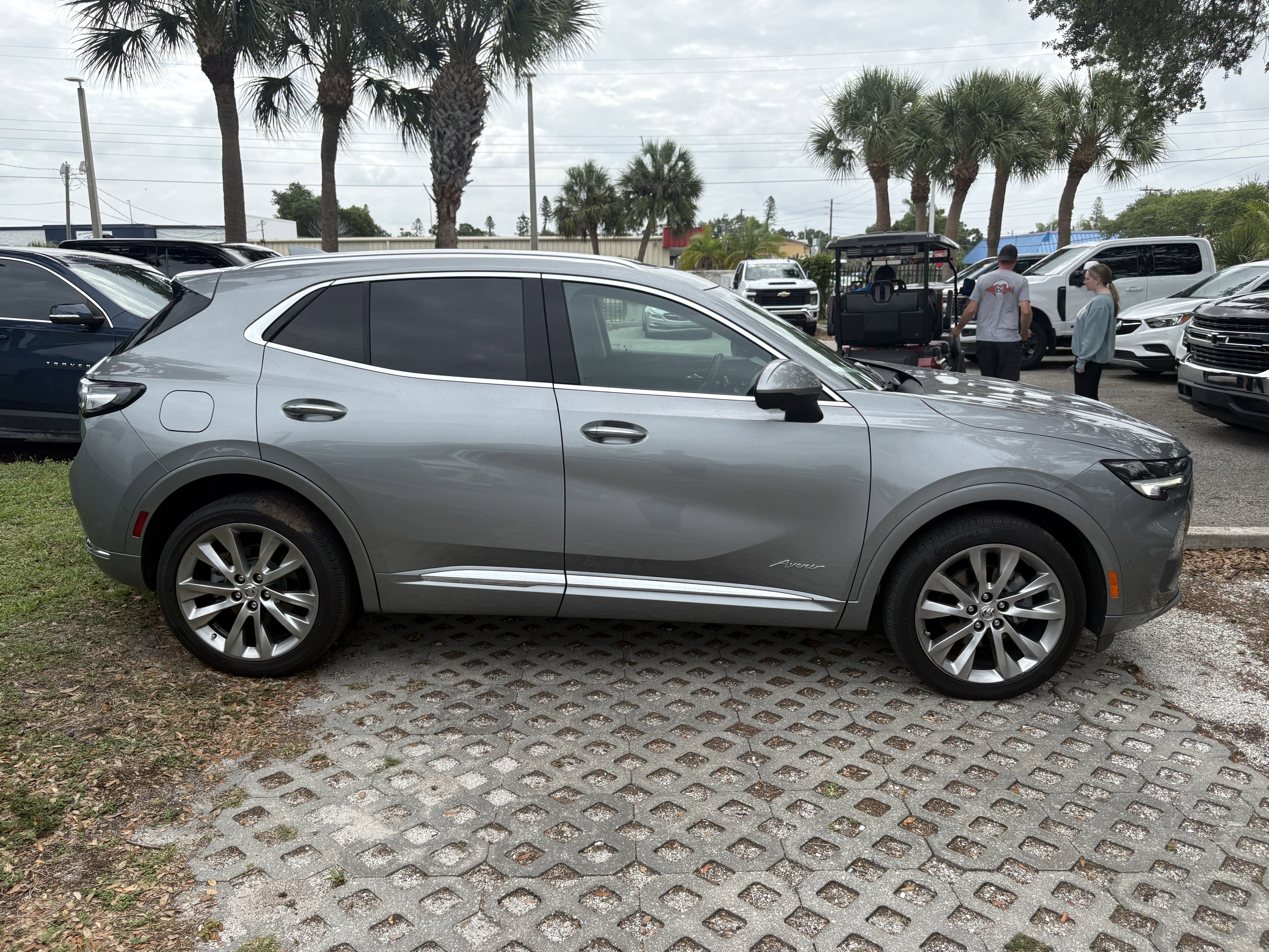 Used 2023 Buick Envision Avenir AWD/4WD image 8