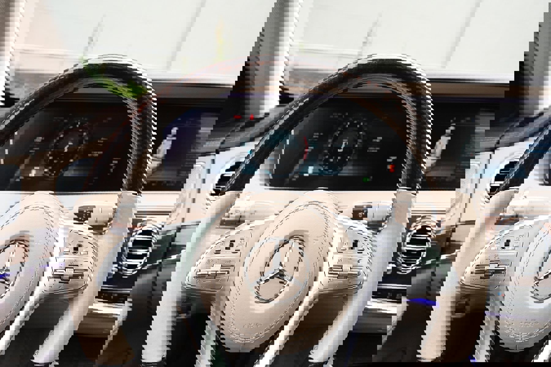 Used 2019 Mercedes-Benz S 560 Sedan image 34