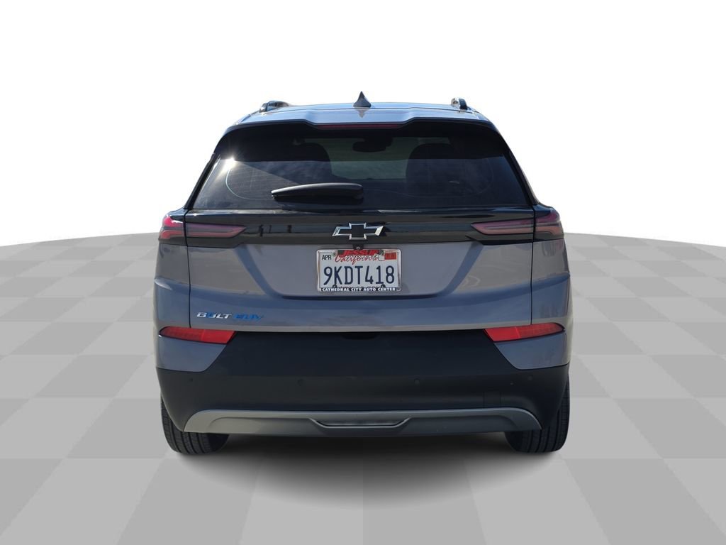 Used 2022 Chevrolet Bolt EUV LT w/ Convenience Package image 7
