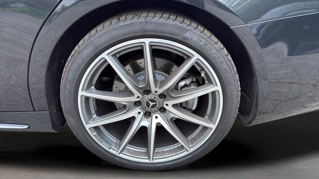 Used 2019 Mercedes-Benz S 560 Sedan image 33