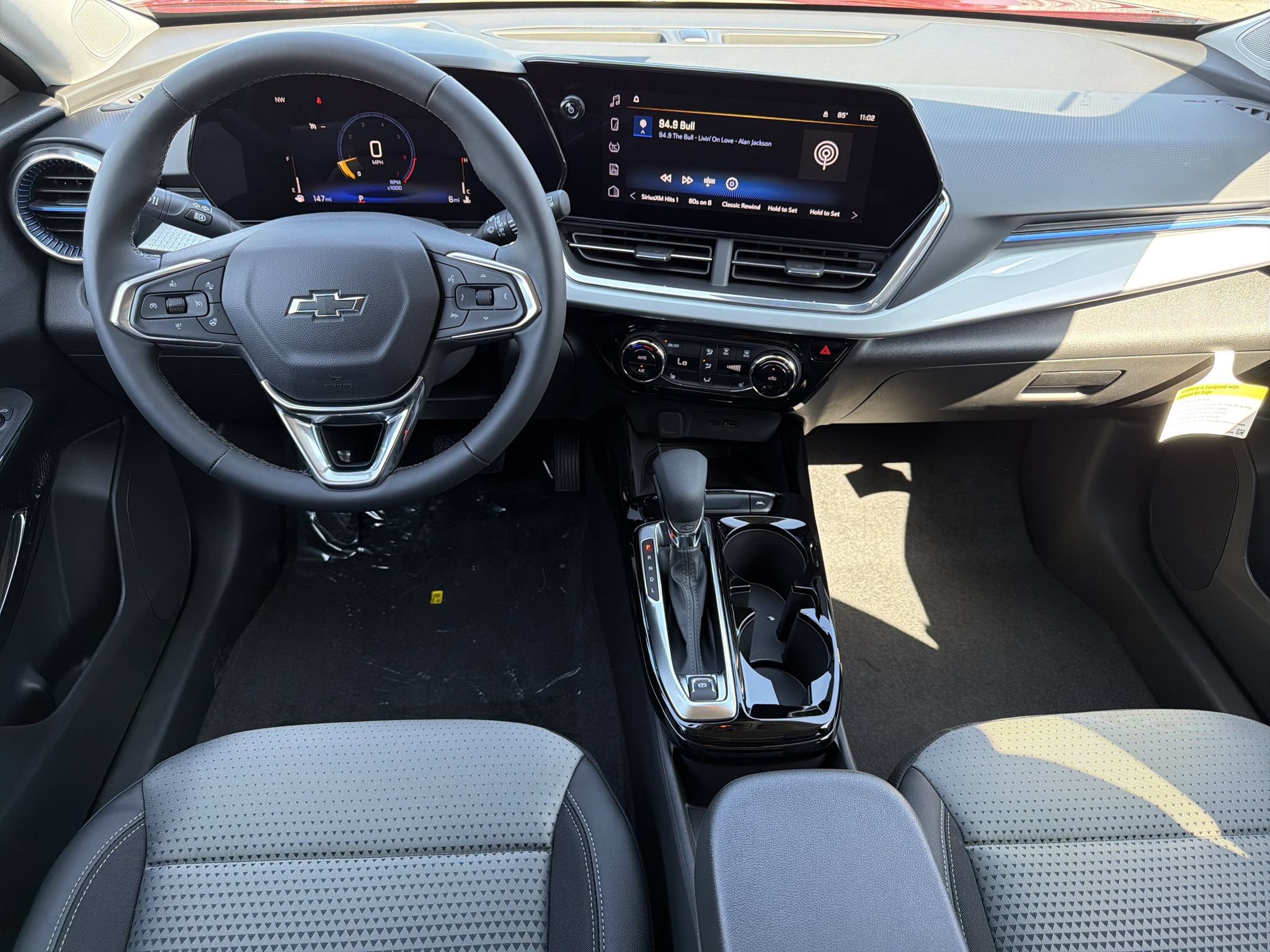 New 2026 Chevrolet Trax LT w/ Sunroof Package FWD image 12