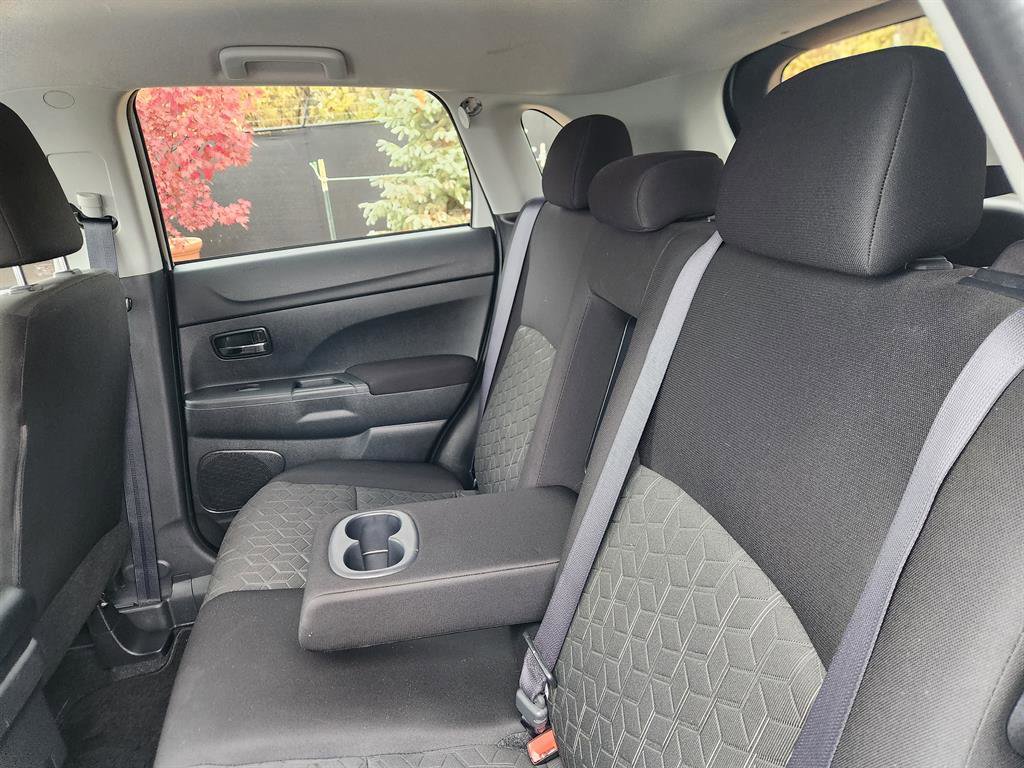 Used 2024 Mitsubishi Outlander Sport ES image 22