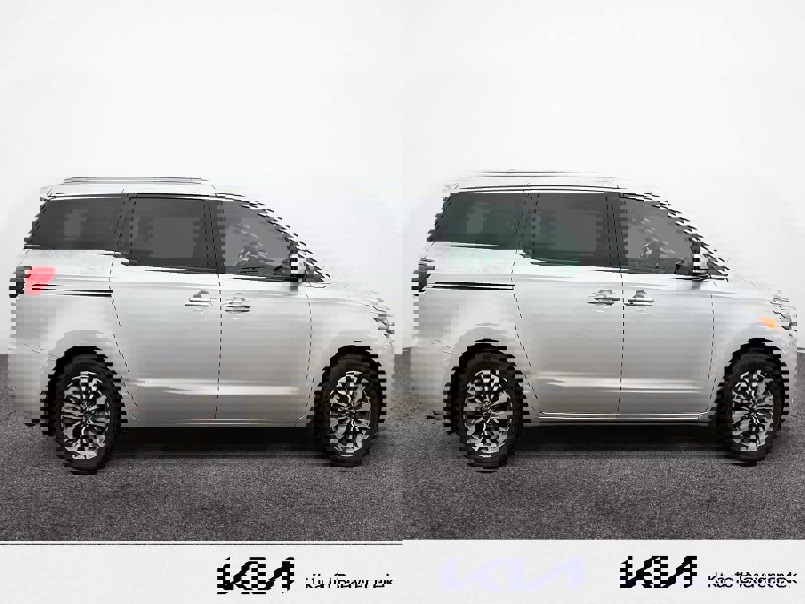 Used 2015 Kia Sedona SX image 6