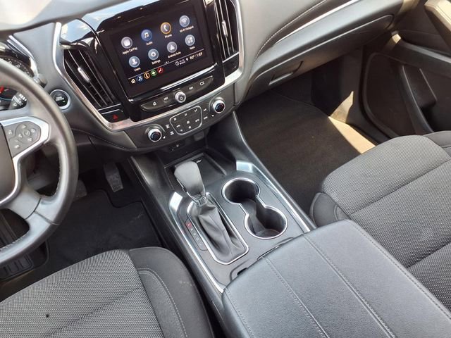 Used 2023 Chevrolet Traverse LT FWD image 11