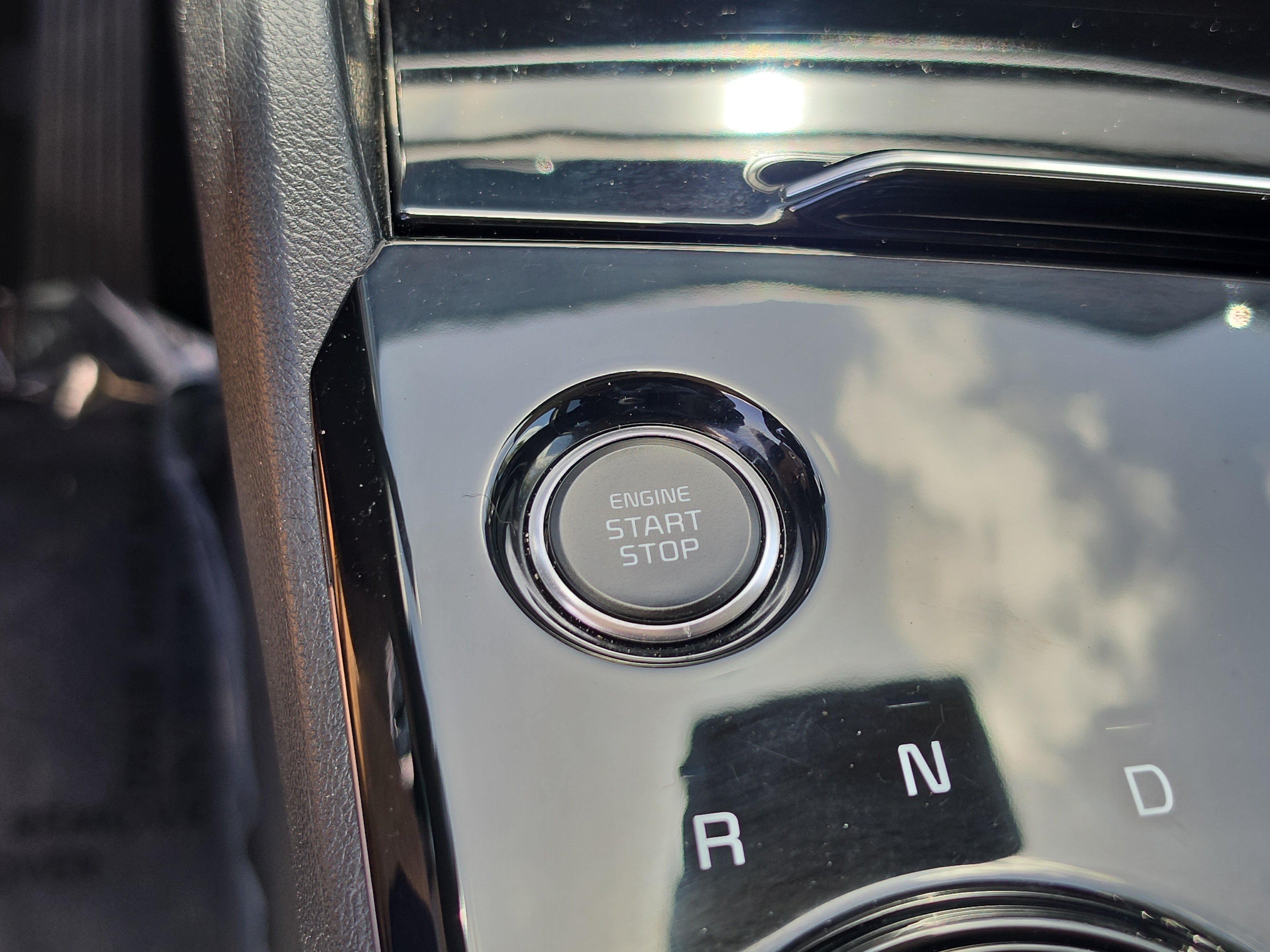 Certified 2024 Kia Sportage SX Prestige AWD/4WD image 28