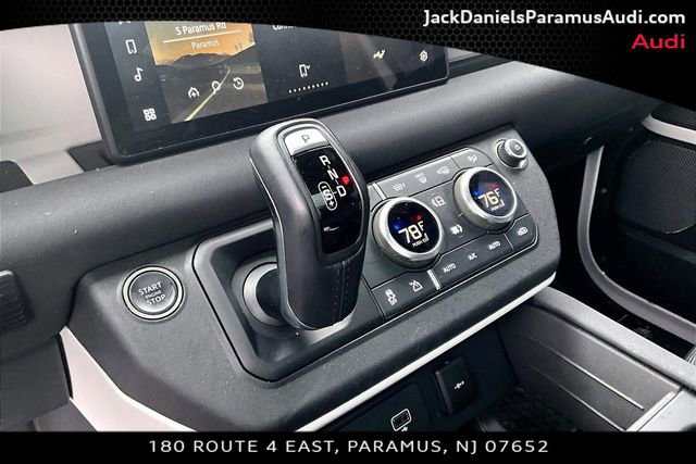 Used 2023 Land Rover Defender 90 S image 11