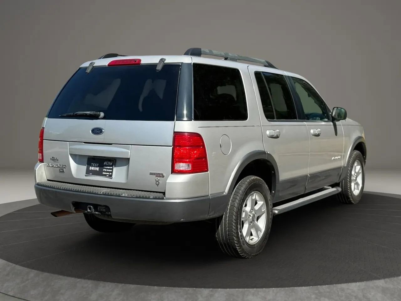 Used 2005 Ford Explorer Sport XLT image 6