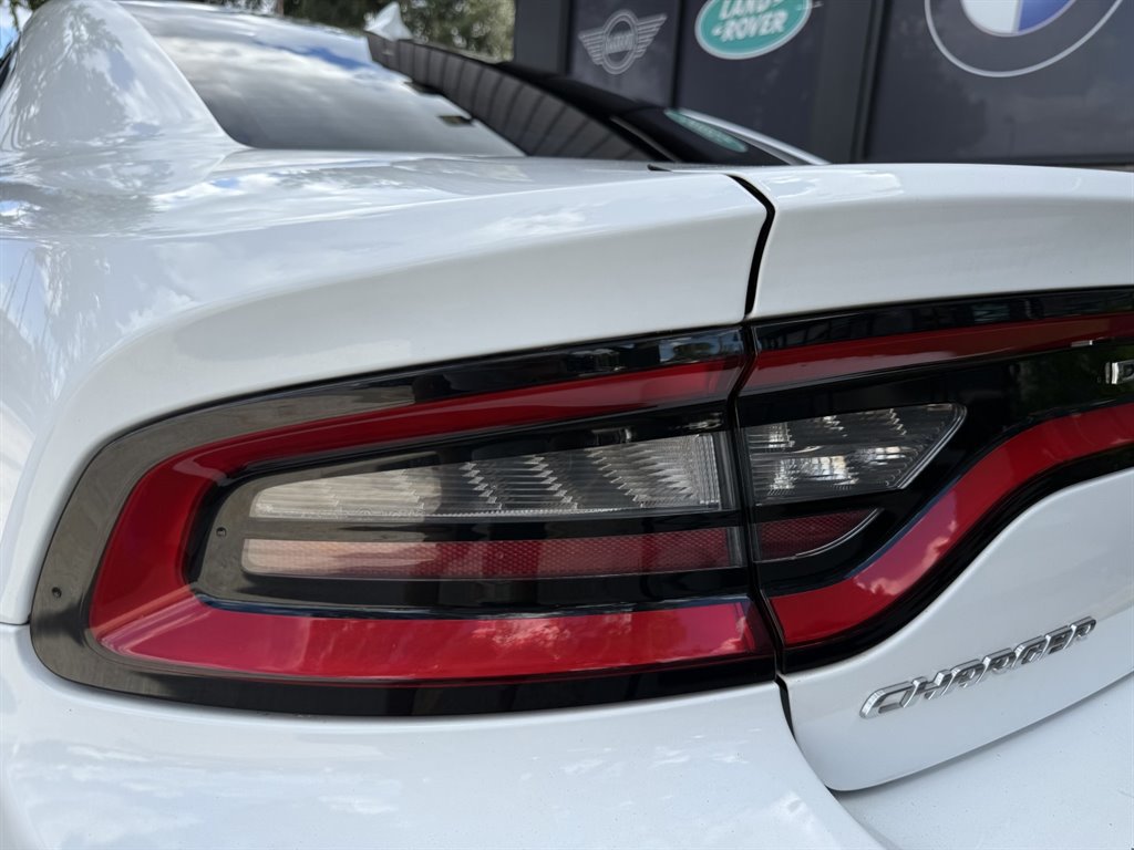 Used 2018 Dodge Charger SXT Plus RWD image 11