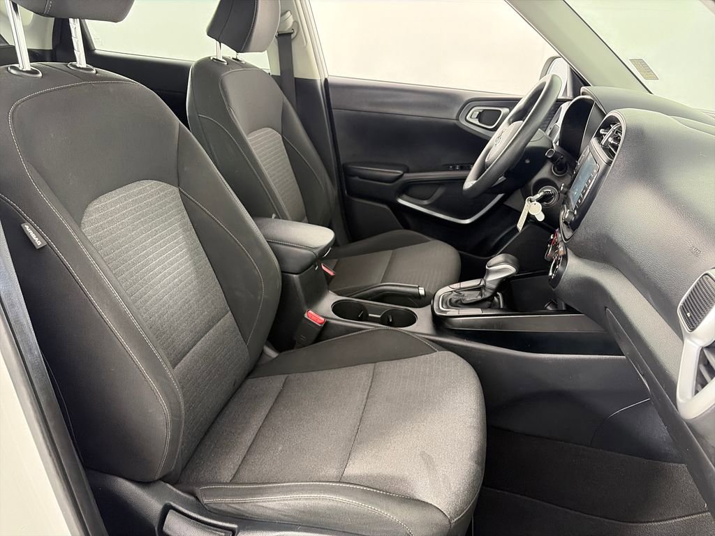 Used 2021 Kia Soul S FWD image 29