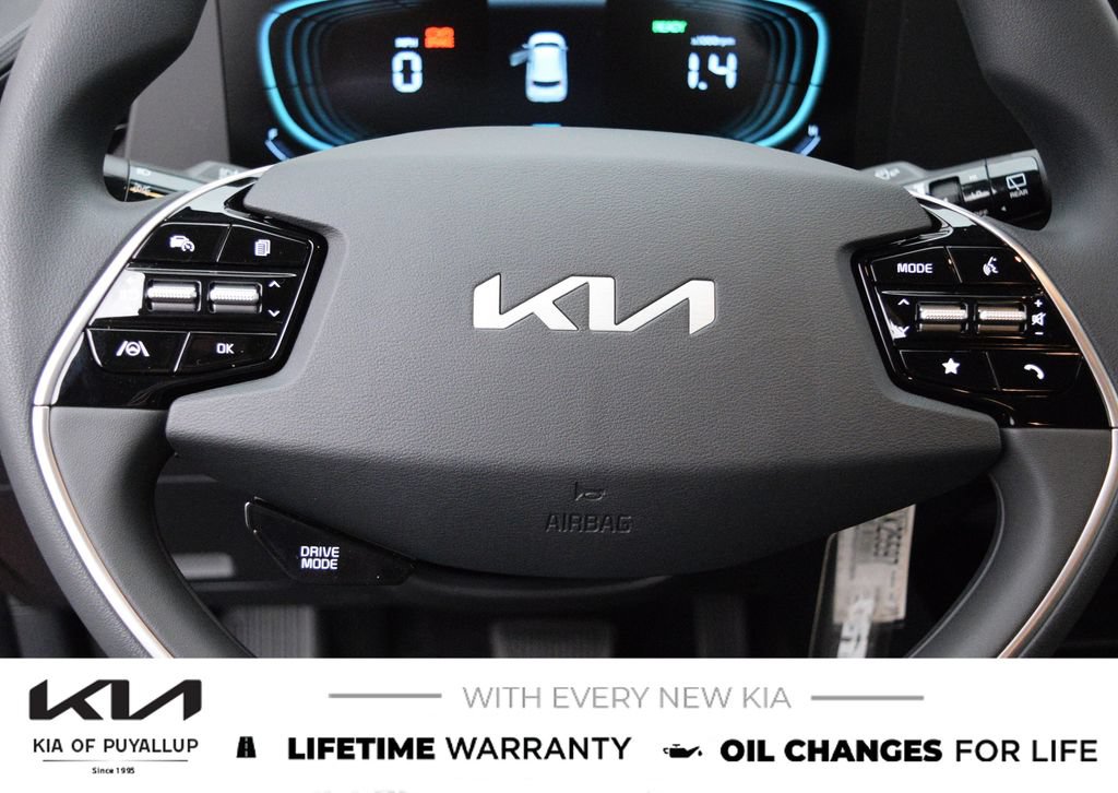New 2026 Kia Niro LX FWD image 26