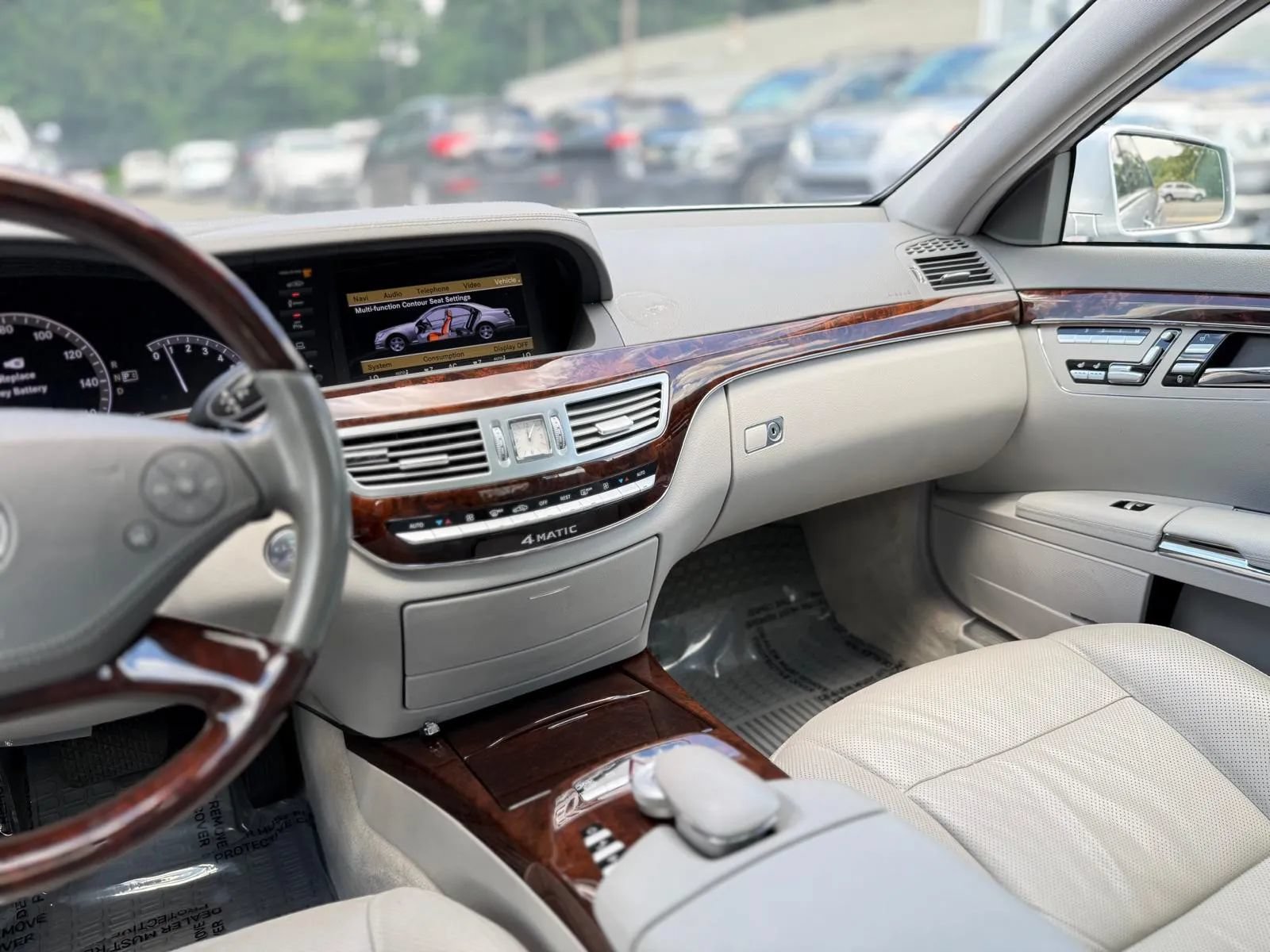 Used 2013 Mercedes-Benz S 550 4MATIC image 23