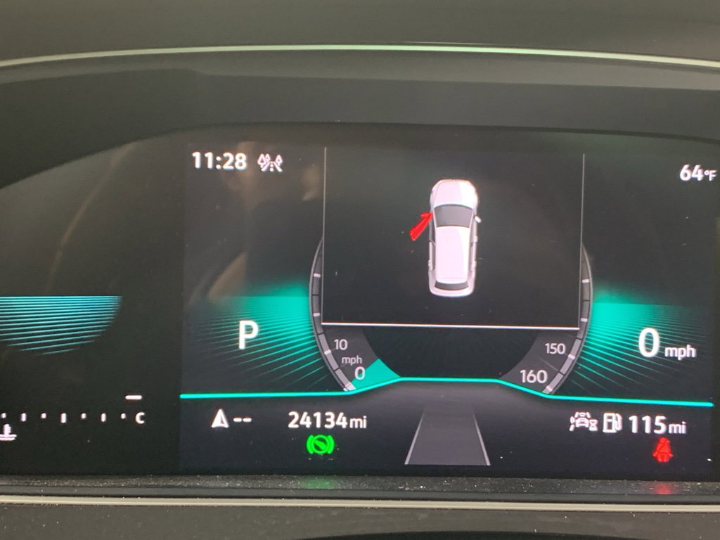 Used 2024 Volkswagen Tiguan SE R-Line image 24