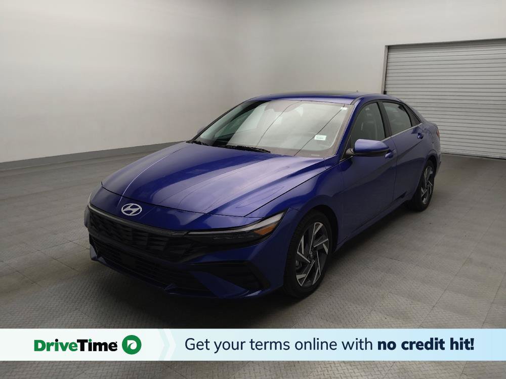 Used 2025 Hyundai Elantra Limited FWD image 1