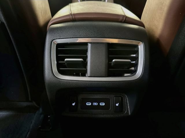 Used 2024 Acura RDX w/ Advance Package AWD/4WD image 27
