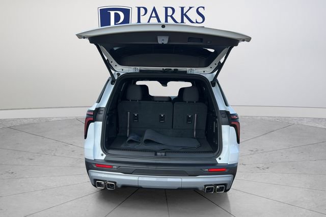 Certified 2025 Chevrolet Traverse LT w/ Driver Confidence Package image 20