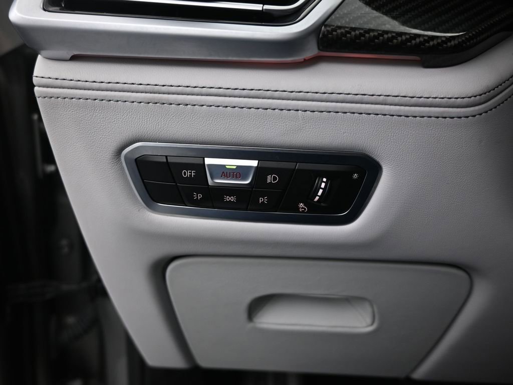 Used 2020 BMW X5 M Competition w/ Executive Package image 14