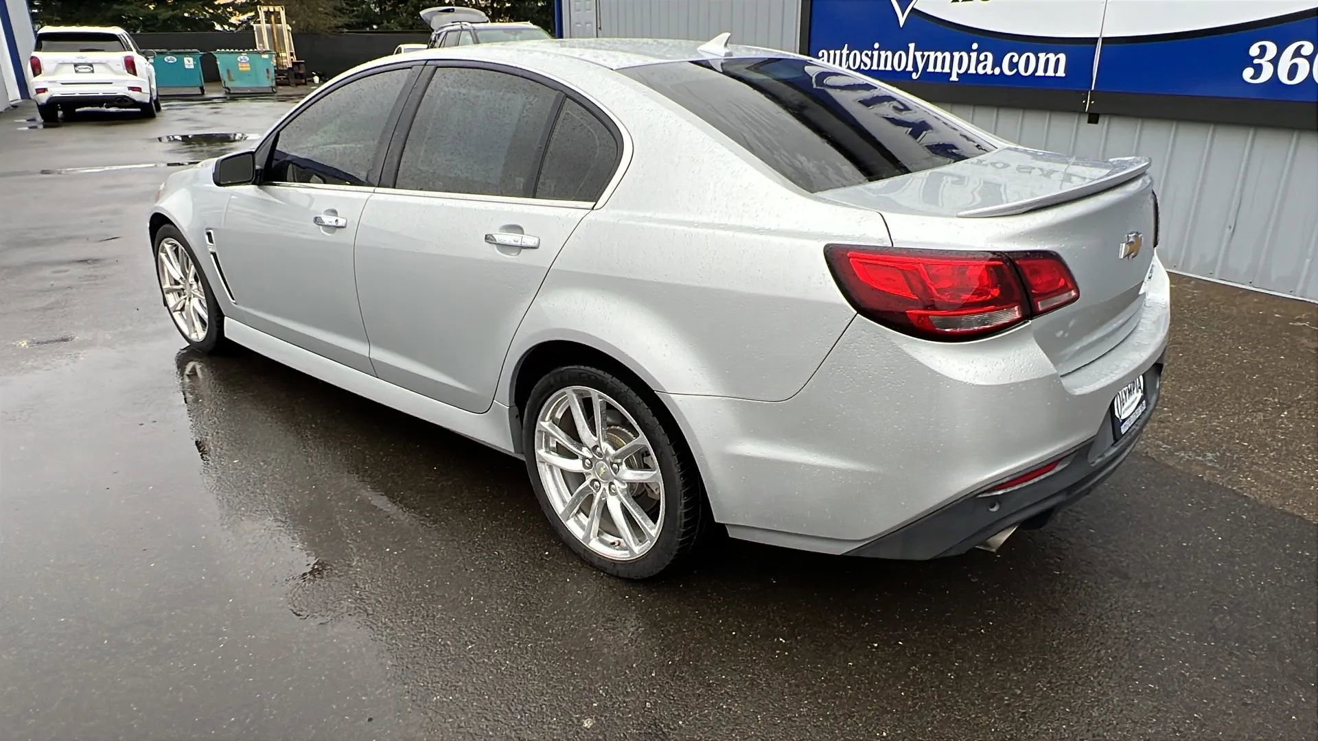 Used 2014 Chevrolet SS RWD image 11
