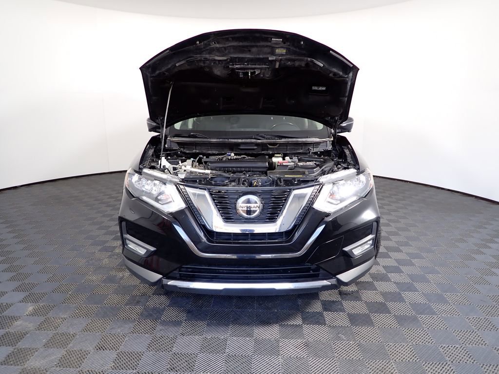 Used 2020 Nissan Rogue SV w/ Sun & Sound Touring Package image 8