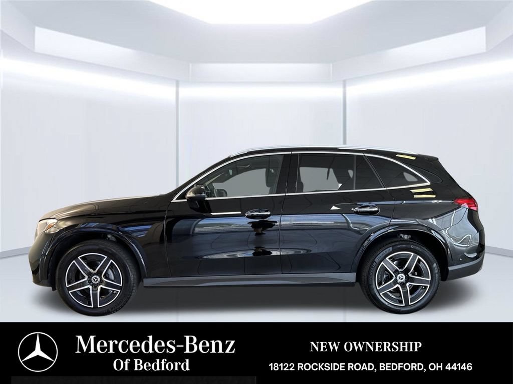 Used 2026 Mercedes-Benz GLC 300 4MATIC image 2
