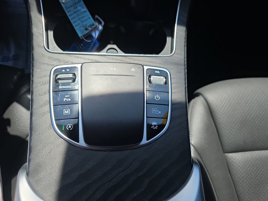 Used 2022 Mercedes-Benz GLC 300 image 28