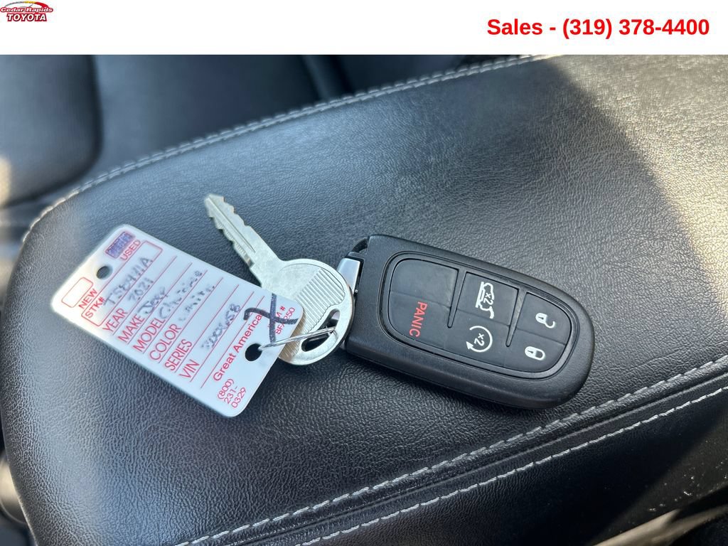 Used 2021 Jeep Cherokee Limited w/ Elite Package AWD/4WD image 26