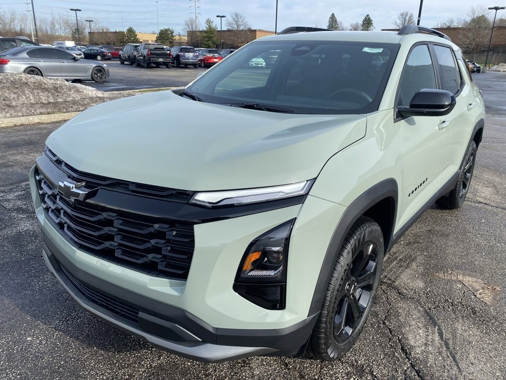 New 2026 Chevrolet Equinox LT w/ Convenience Package II image 3