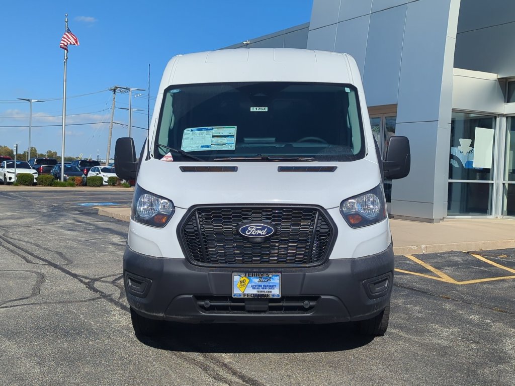 New 2027 Ford Transit 250 148 Medium Roof RWD image 4