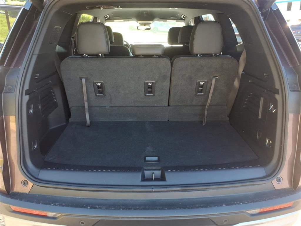 Used 2024 GMC Acadia Elevation w/ Luxury Package AWD/4WD image 19