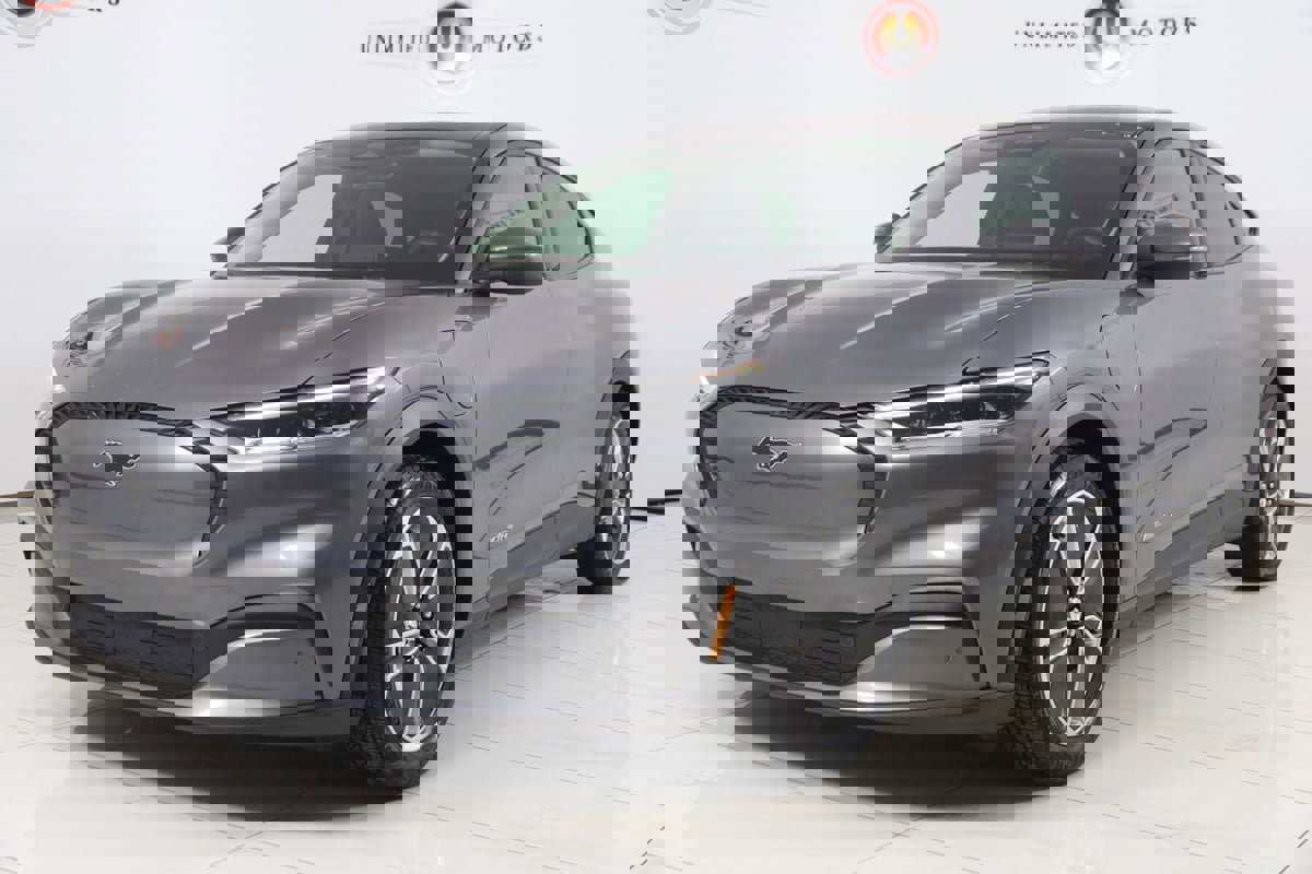 Used 2021 Ford Mustang Mach-E Select w/ Comfort/Appearance Package image 5