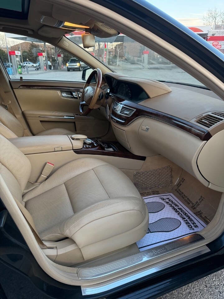 Used 2012 Mercedes-Benz S 550 4MATIC w/ Premium 2 Pkg image 8
