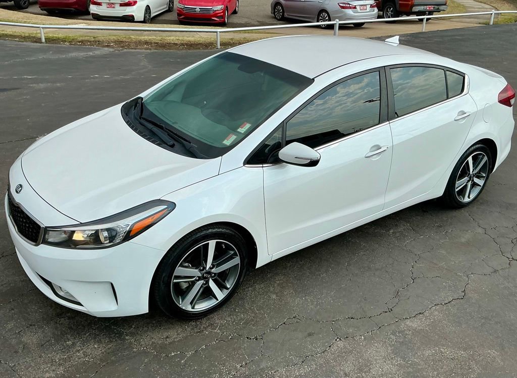 Used 2017 Kia Forte EX image 5