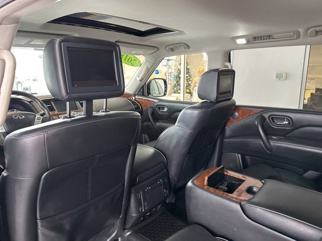 Used 2018 INFINITI QX80 4WD w/ Driver Assistance Package image 17